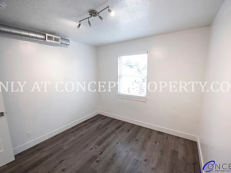2740 S 1300 E — Photo 68