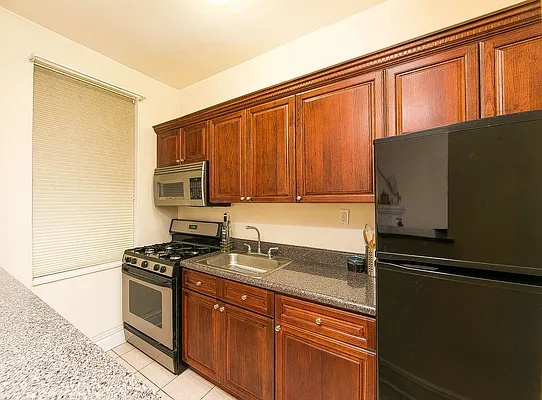 Sold by Calabrese Real Estate | media 6