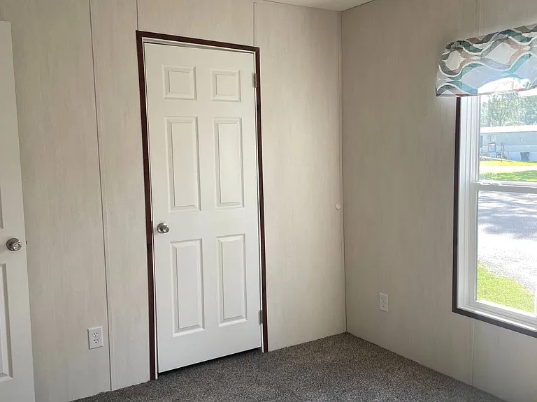 1839 Blue Ridge Dr — Photo 14