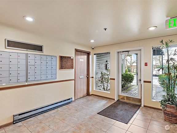 2nd image of 1522 NE 175th Street #108