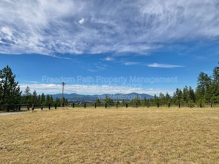 16204 W Riverview Dr — Photo 33