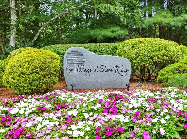 11 Stone Ridge Rd Unit 11, Westford, MA 01886