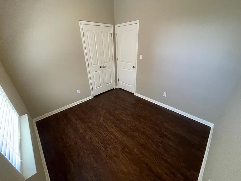 4610 Esper Ln — Photo 10