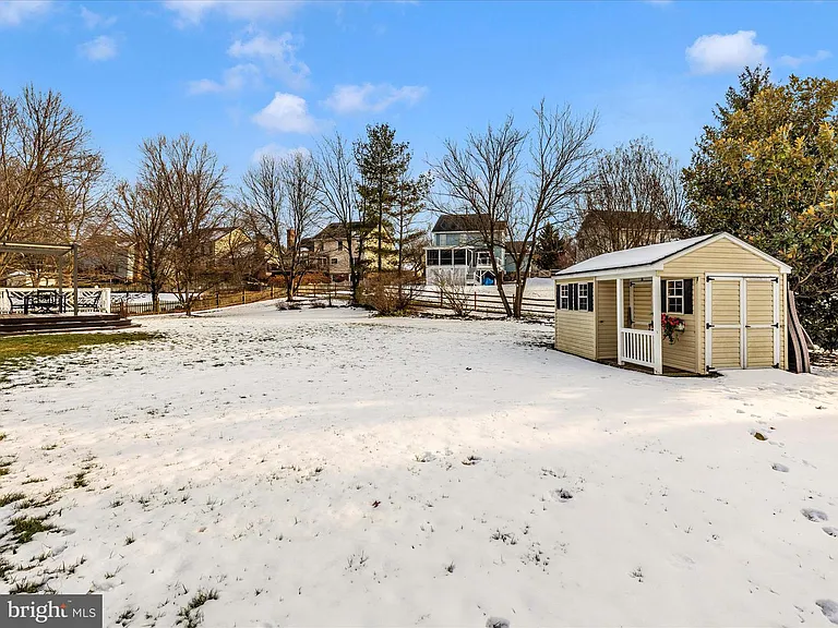 2422 Cobblestone Way — Photo 41