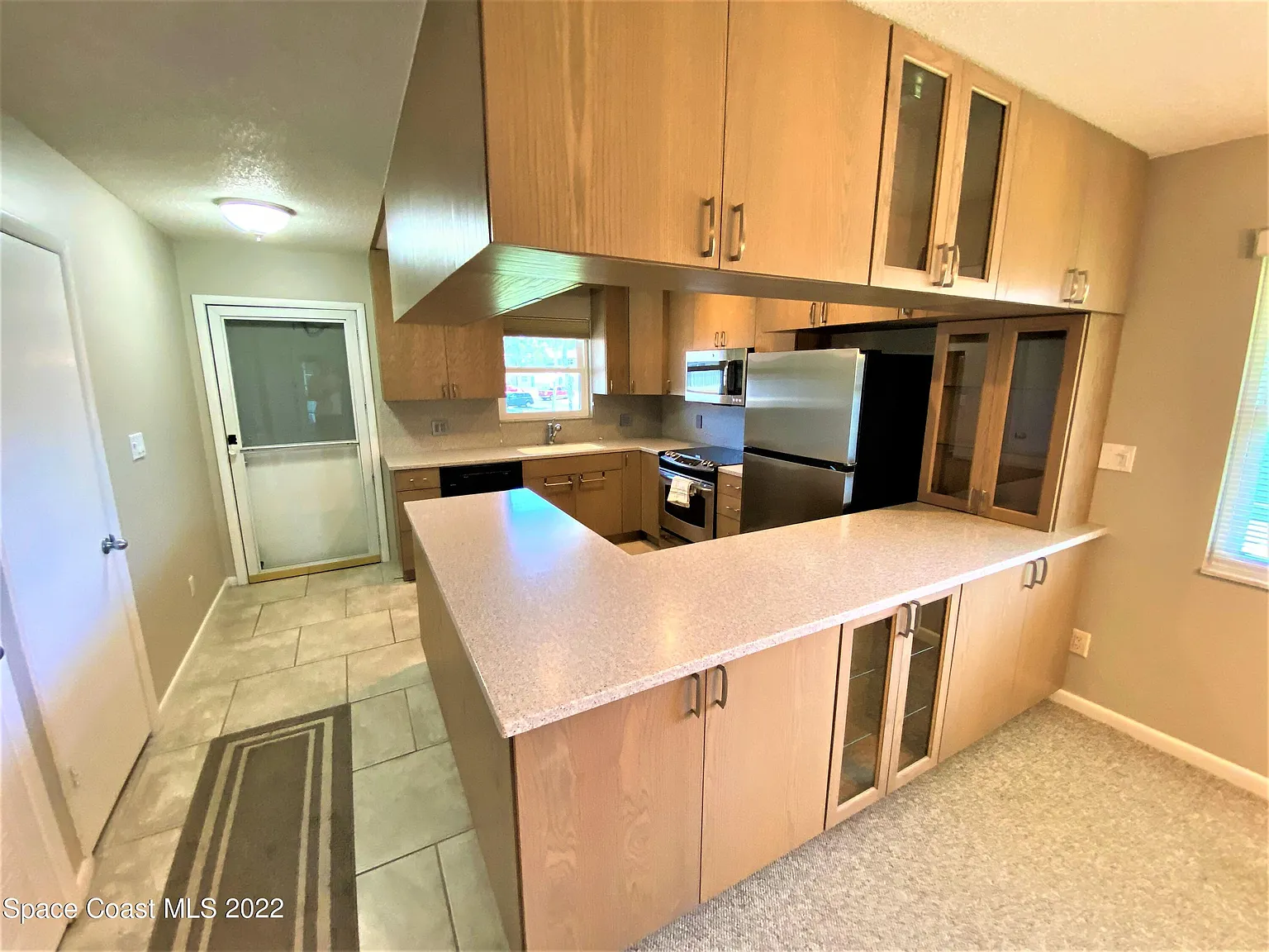 2 bed, 2.0 bath, 1091 sqft, $1,825 — Photo 2