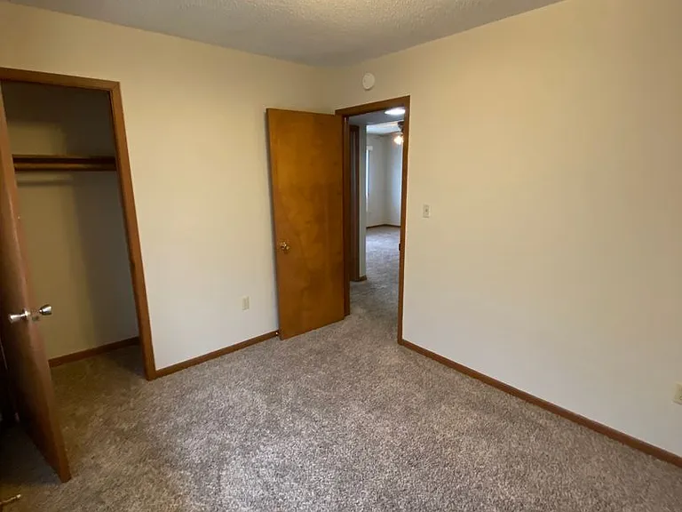 Raceway Park Apartments — Photo 10