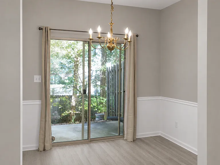 655 Kenridge Dr — Photo 11