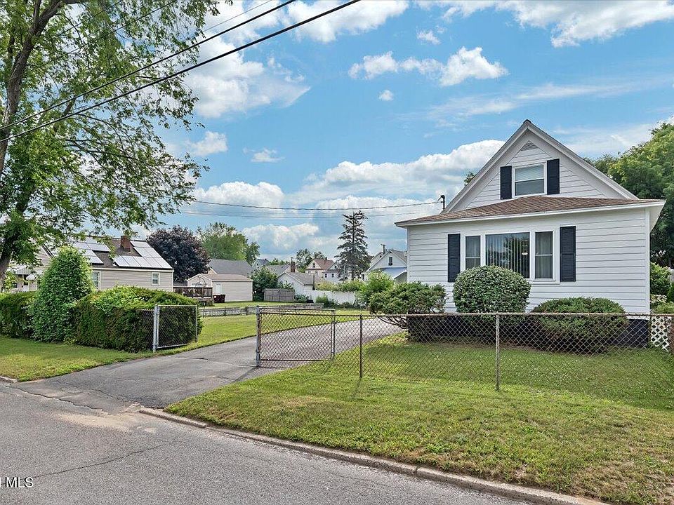 1st image of 2540 Pauline Avenue