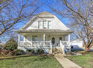 116 Cave St, Horse Cave, KY 42749