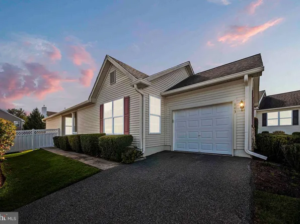 603 W Gray Fox Ln, Glen Mills, PA 19342