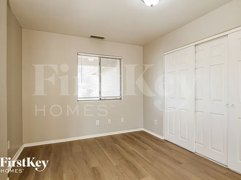 25757 W Saint Kateri Dr — Photo 15