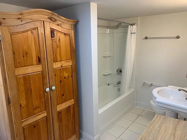 807 Whitney Ave #1 — Photo 9