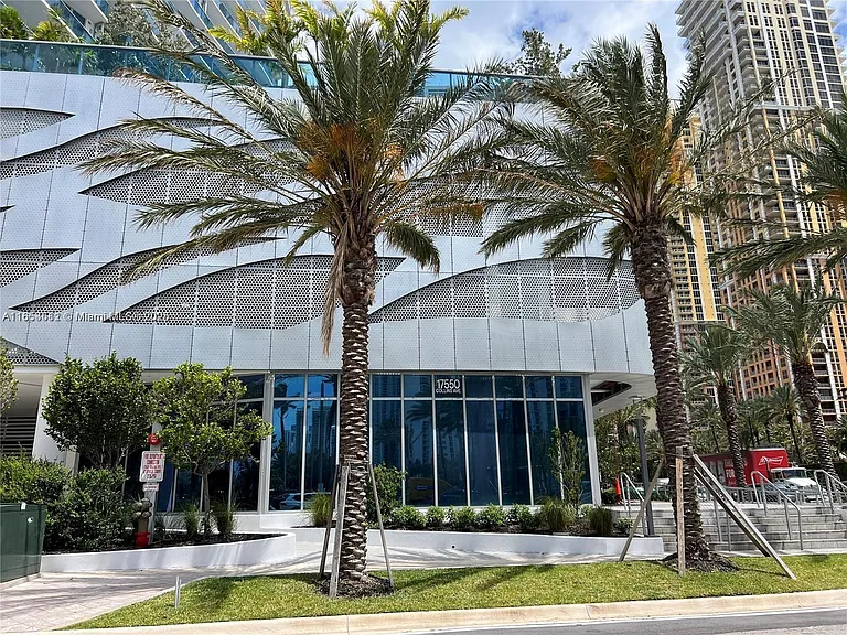 17550 Collins Ave #1203 — Photo 51