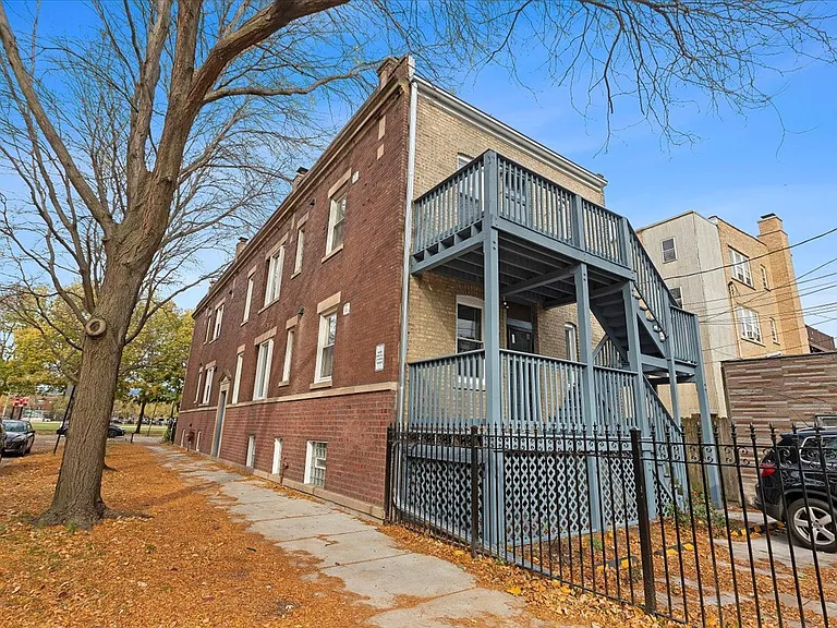 4351 N Bell Ave #2R — Photo 16