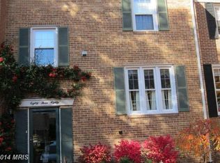 8380 Luce Ct, Springfield, VA 22153