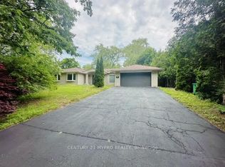 1417 Wateska Blvd, Mississauga, ON L5H 2R3