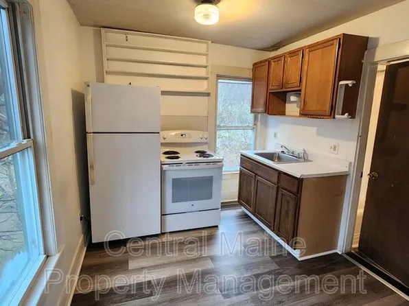 60 Spring St, Gardiner, ME