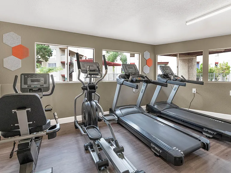 Glen Brae Apartments — Photo 9