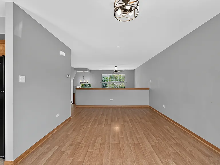 2632 Canyon Dr — Photo 8