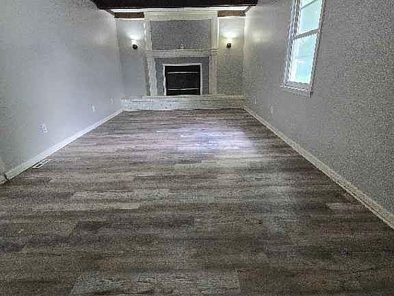 5th image of 109 E Joy St