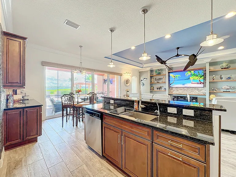 5310 Swift River Ct — Photo 24