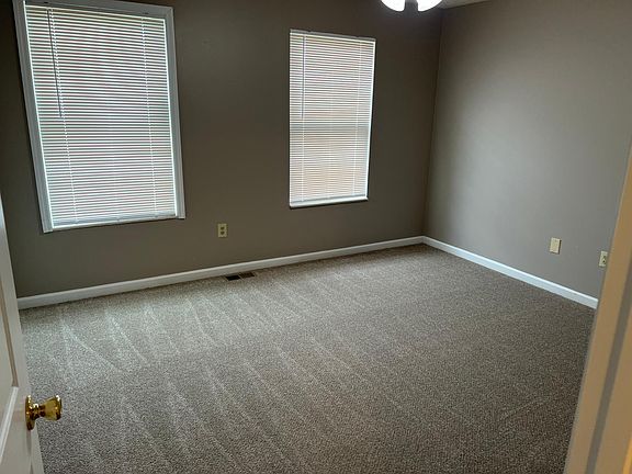 4th image of 185 S Killarney Ln #4