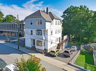 29 Hillside St, Fall River, MA 02720