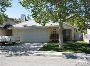 28841 Startree Ln, Santa Clarita, CA 91390