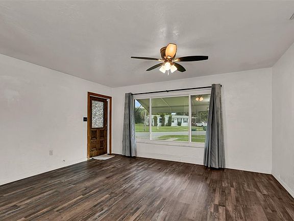 3rd image of 22050 CATHERINE AVENUE