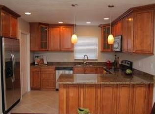 6850 Circlecreek Dr, Pinellas Park, FL 33781