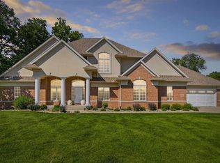 2804 Deer Valley Dr NW, Swisher, IA 52338