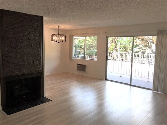 2nd image of 1627 Camden Ave APT 109