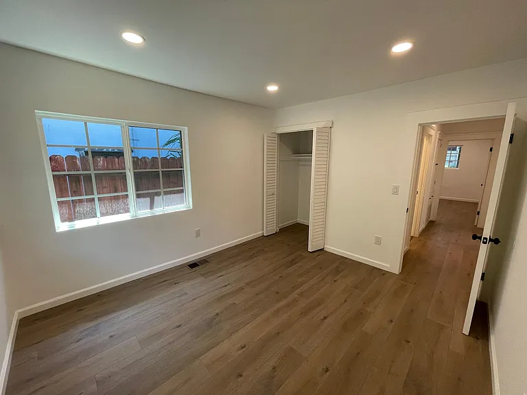 3102 Suter St — Photo 17