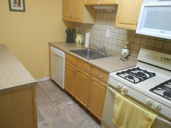 2nd image of 725 Joralemon St Unit 43