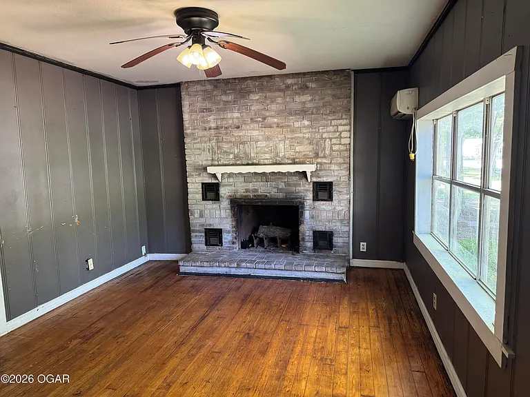 124 S Brownell Ave — Photo 2