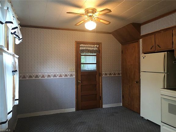 4th image of 831 Jennings Ave
