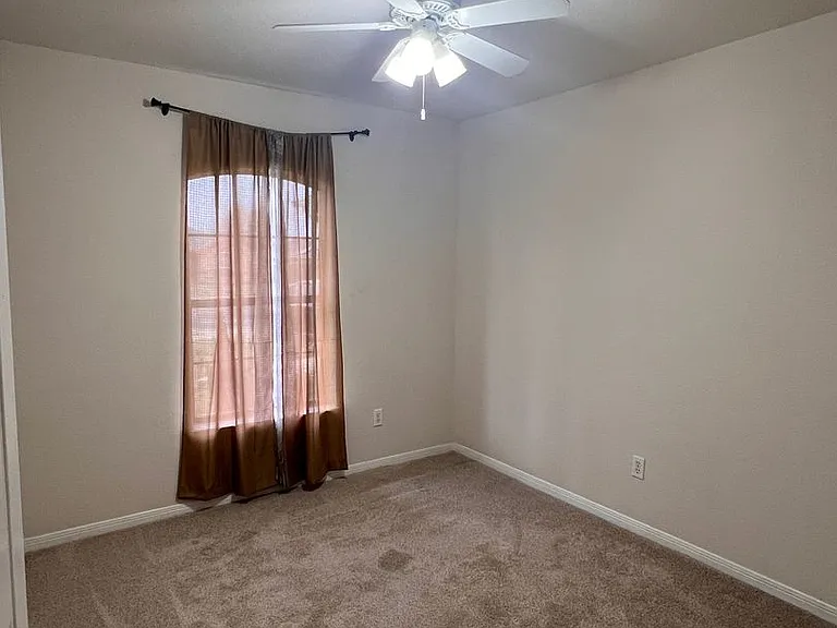 4205 Bluestem Ln — Photo 15