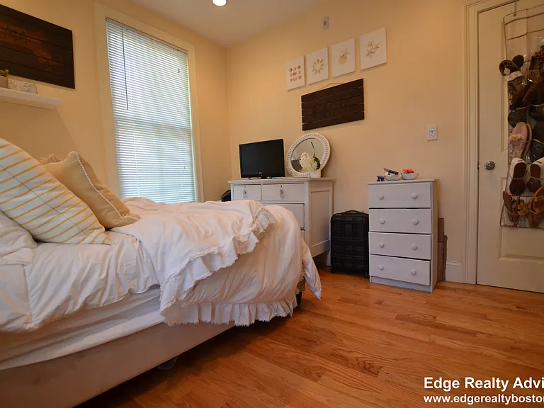 11 Sparhawk St #4A — Photo 11