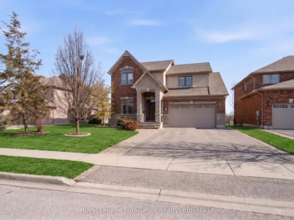 240 Avondale Rd, Belleville, ON K8P 0B6