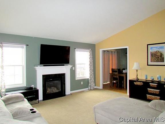 3rd image of 718 Williamson Ave