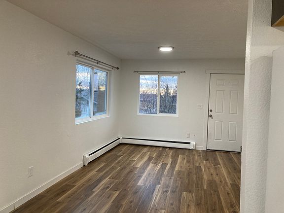 3rd image of 7531 Peck Ave #3