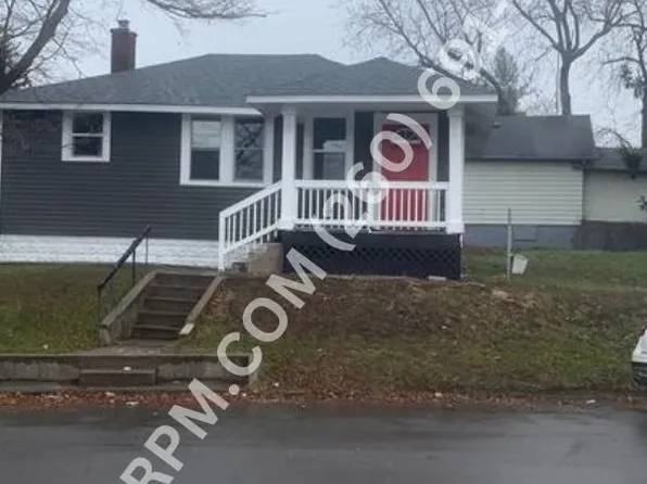 1325 Warren St, Fort Wayne, IN 46803