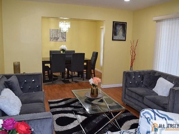 2nd image of 48 Baier Ave