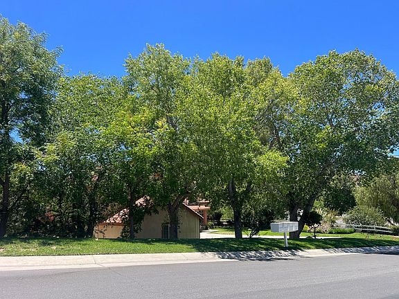 3rd image of 1830 Shadow Canyon Rd