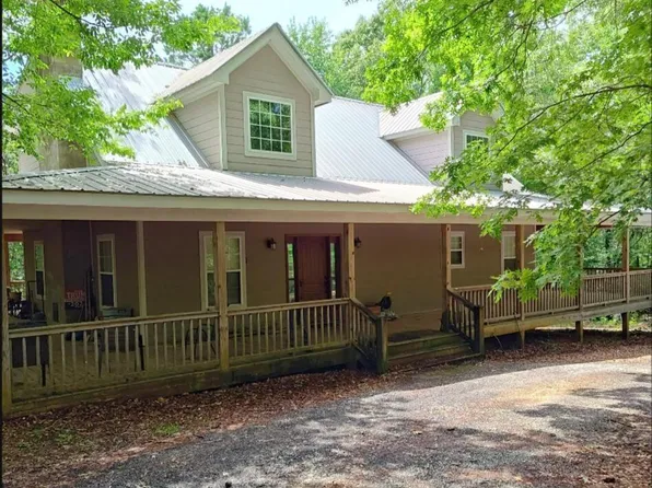 76 Halls Folly Rd, Dadeville, AL 36853