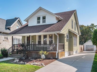 1126 South 76th STREET, West Allis, WI, 53214