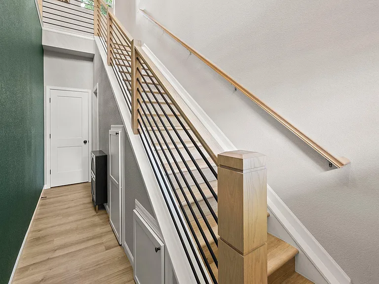 815 E Cache La Poudre St #B — Photo 21