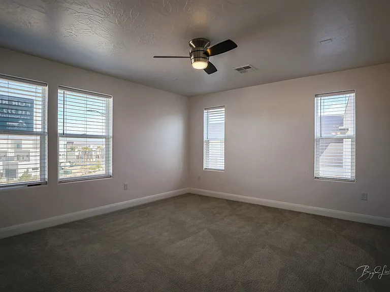 5528 S Ochre Ln — Photo 16