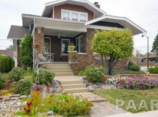 701 W Meadows Pl, Peoria, IL 61604