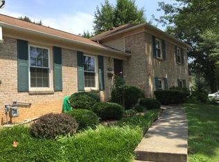 4509 Banff St, Annandale, VA